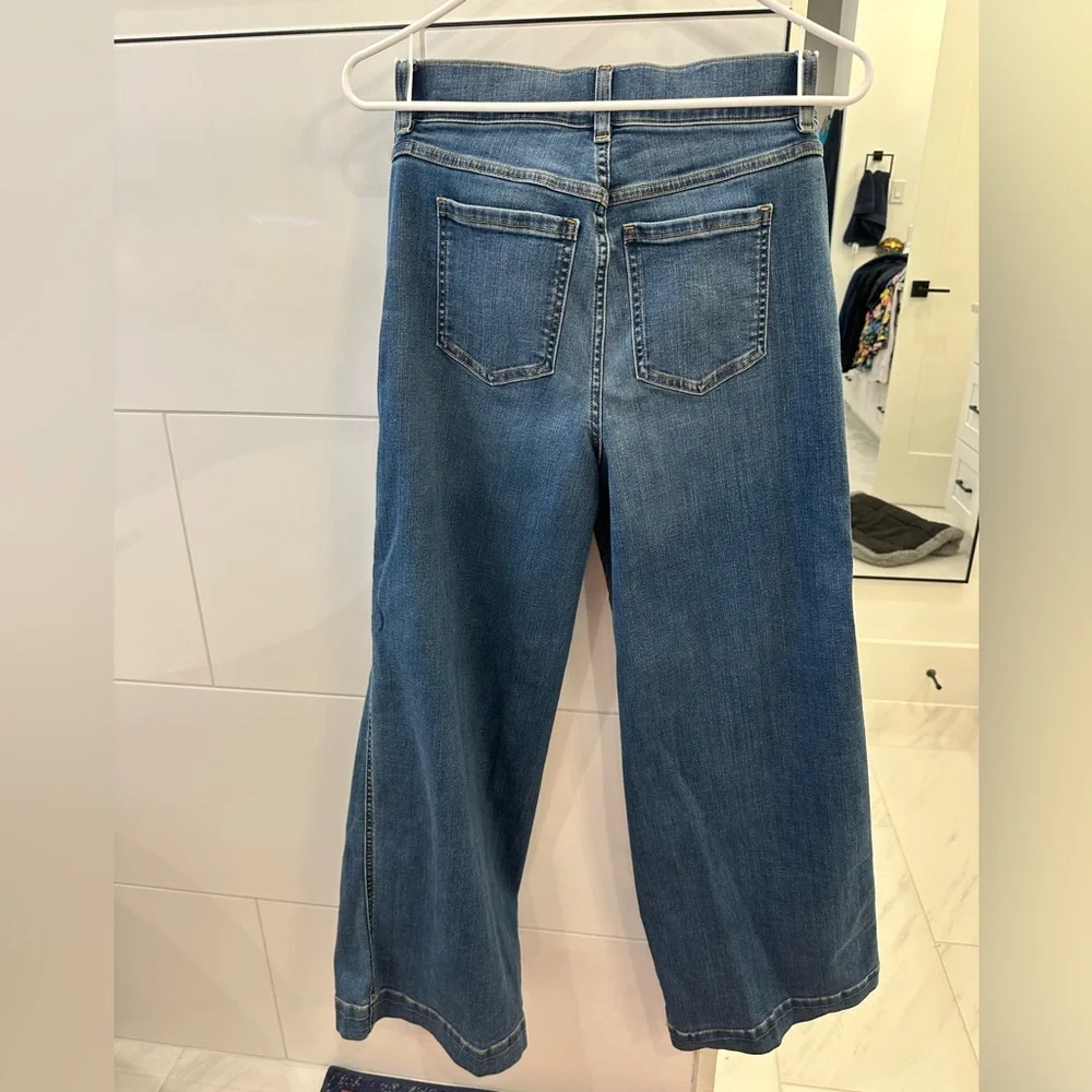 Spanx Seamed Front Wide Leg Jeans, Vintage Indigo
Women’s Jeans / Petite / M - Picture 5 of 5